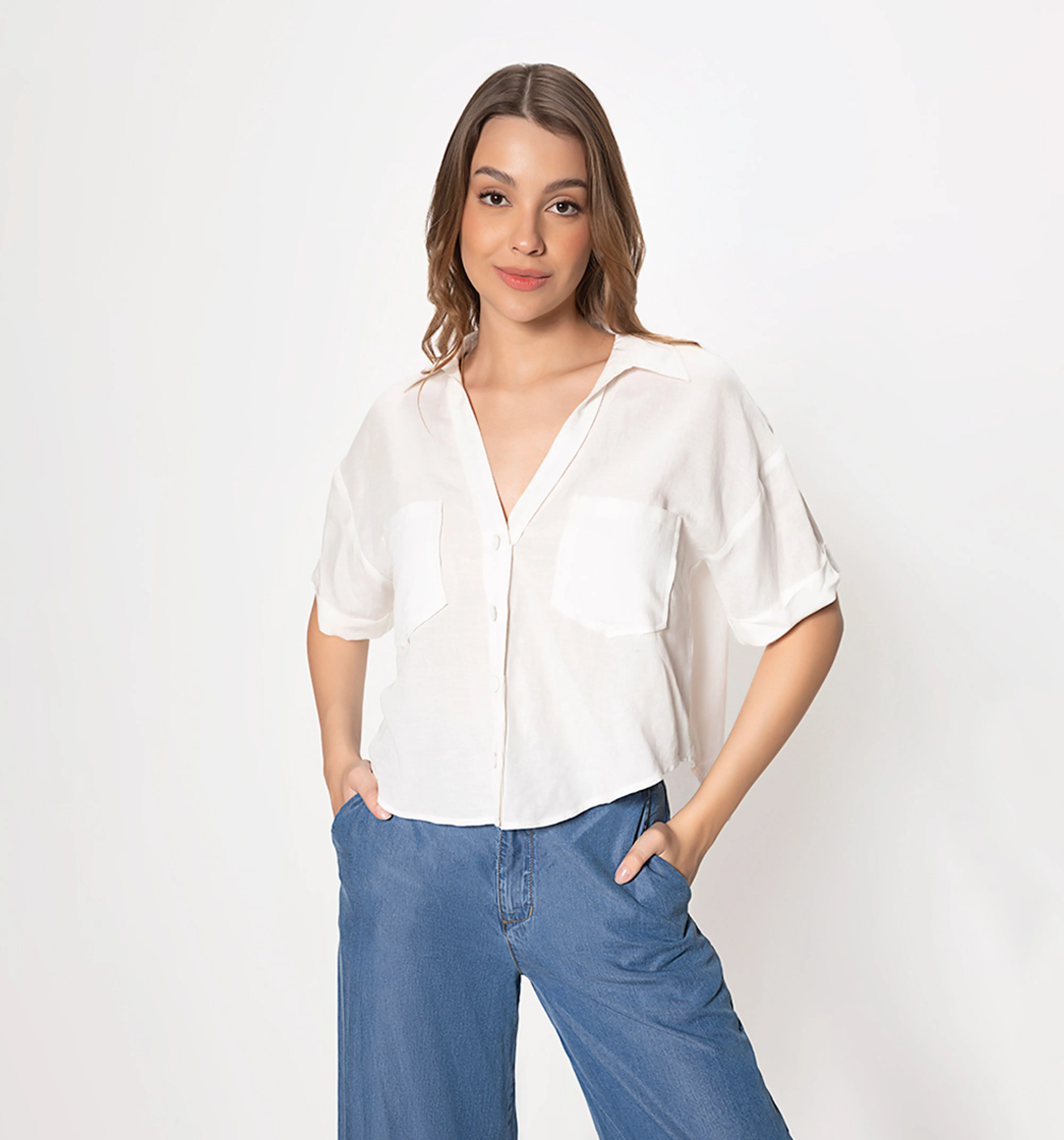 Blusa manga corta y bolsillos