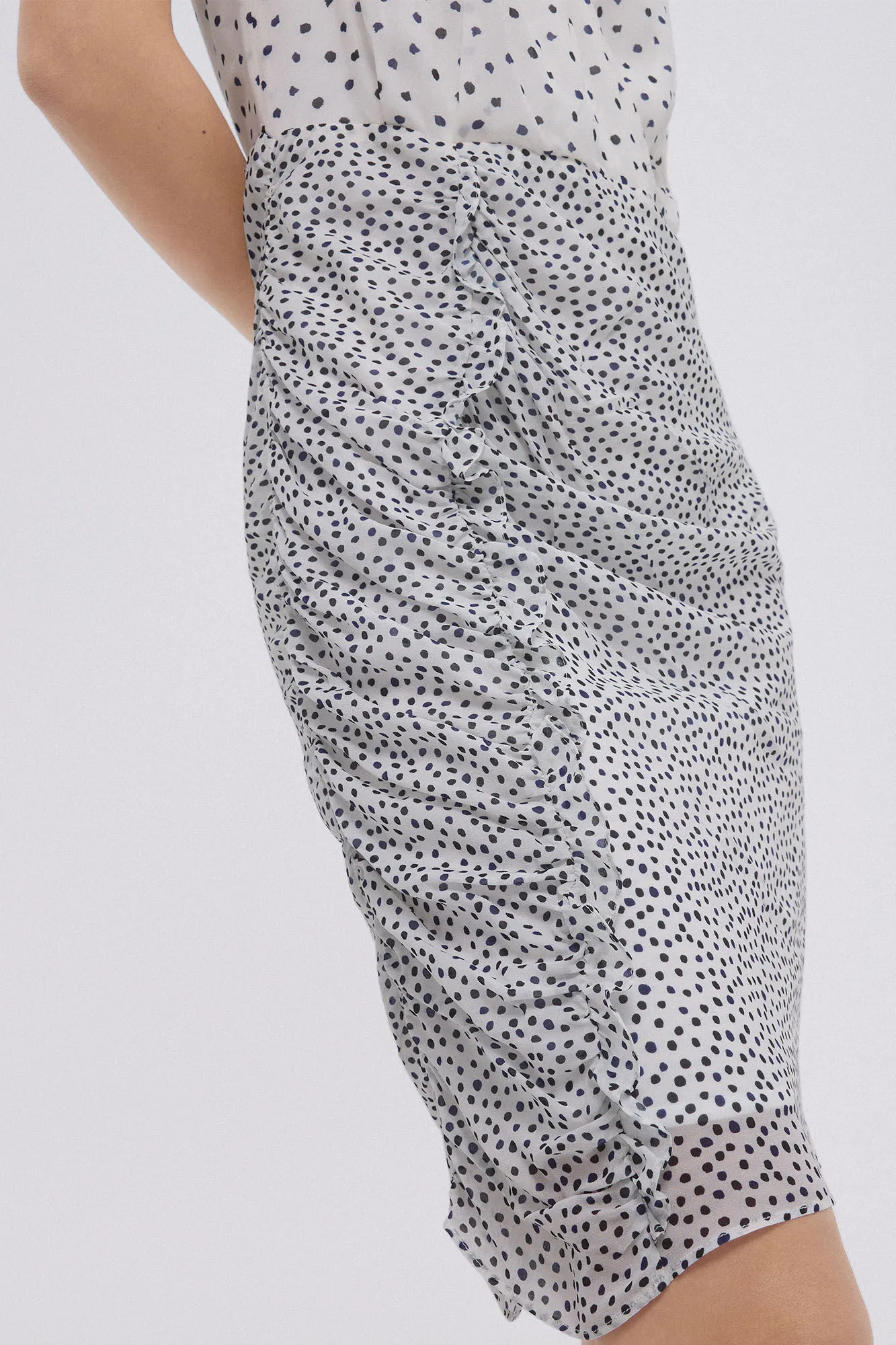 POLKADOT GATHERED DRESS