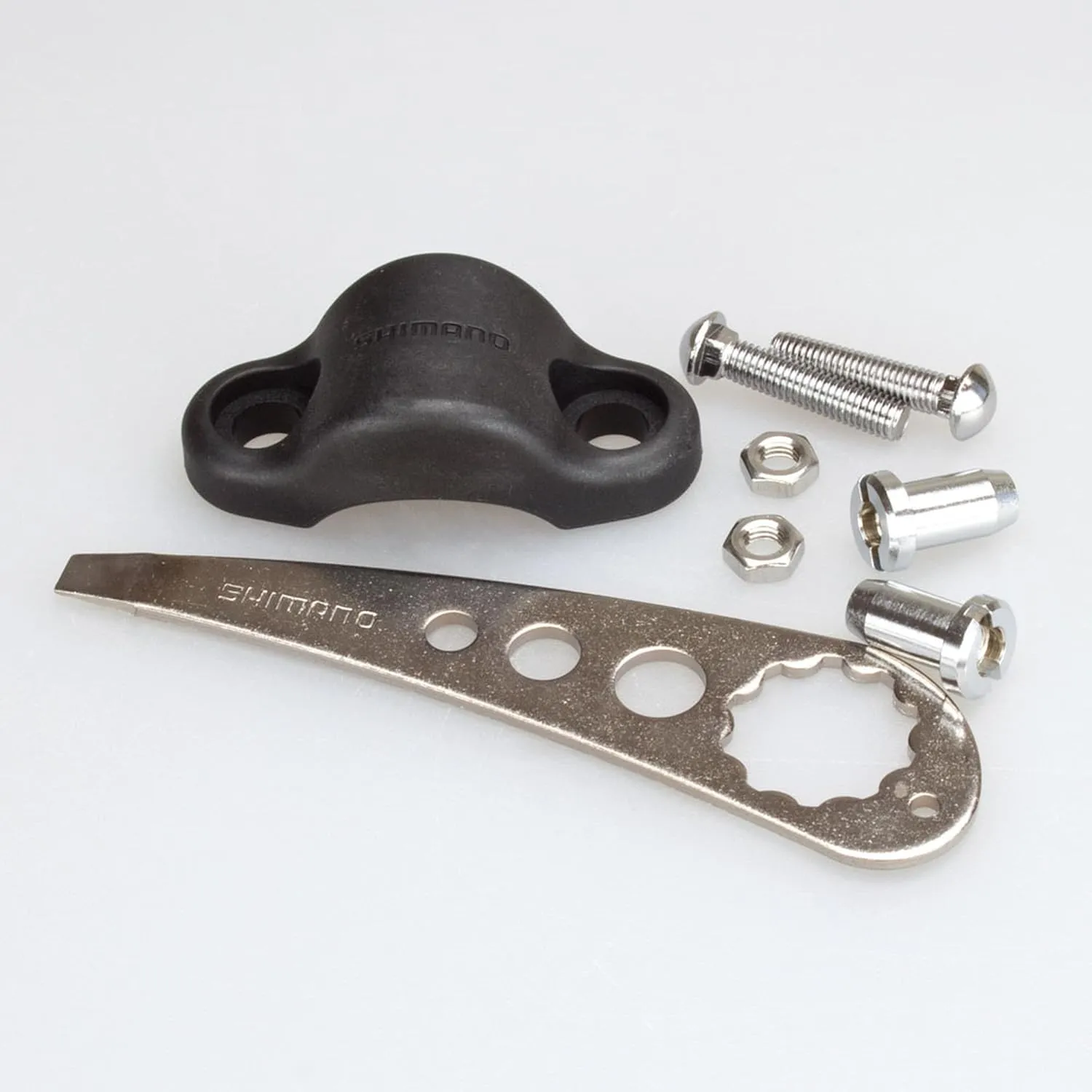 SHIMANO  MOD. TYRNOS  CARRETE MULTIPLICADOR PARA PESCA EN ALTA MAR  COLOR NEGRO Y DORADO