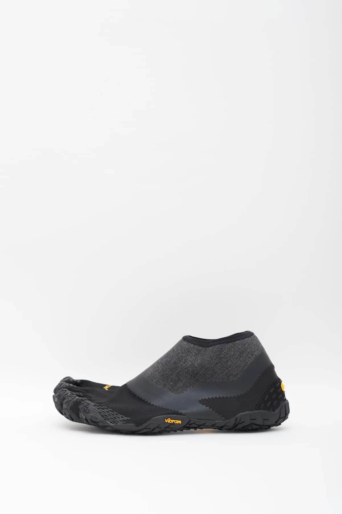 SUICOKE BLACK NINLO FIVE FINGERS SLIPPERS