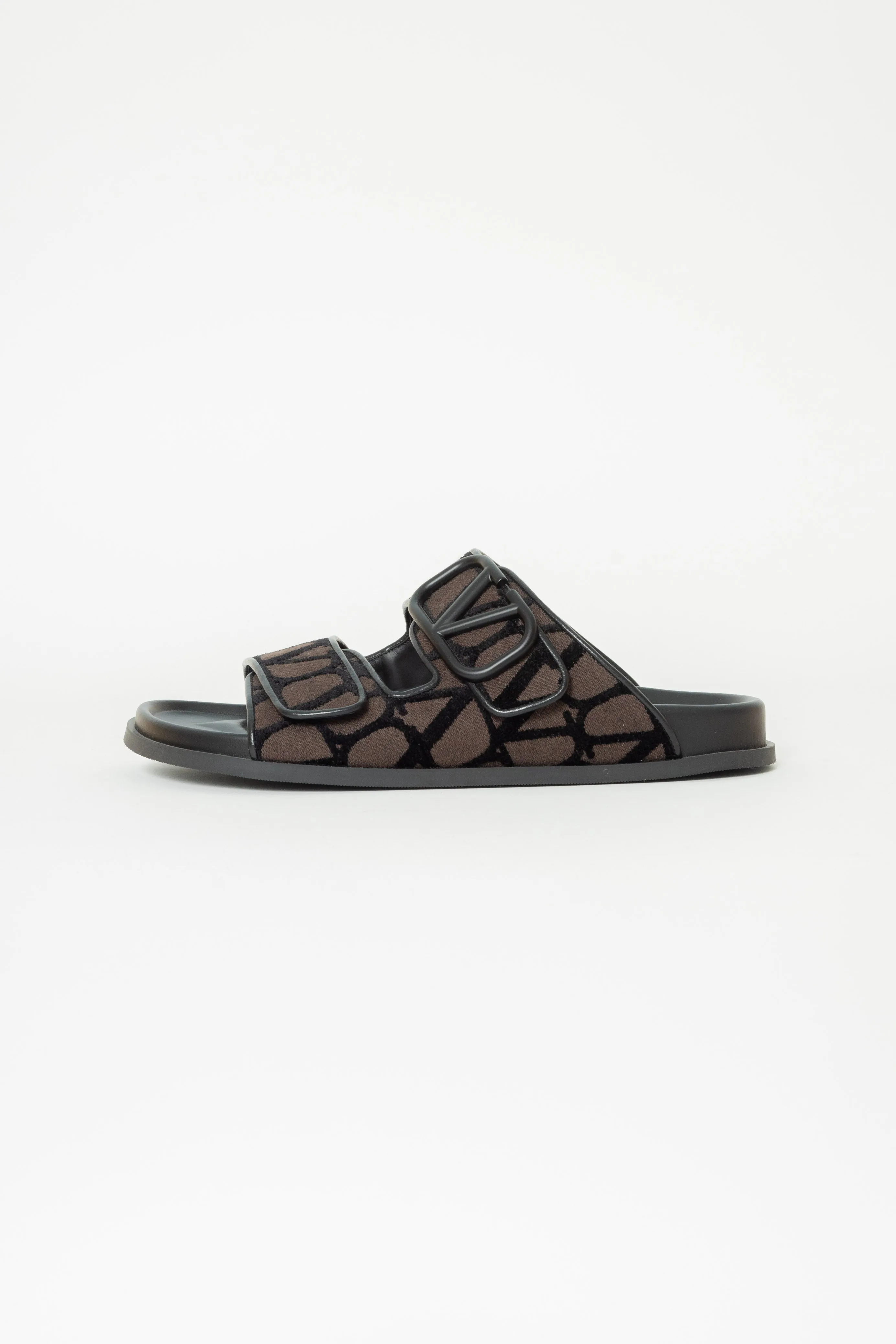 VALENTINO TOILE ICONOGRAPHE VLOGO SLIPPERS BLACKBROWN
