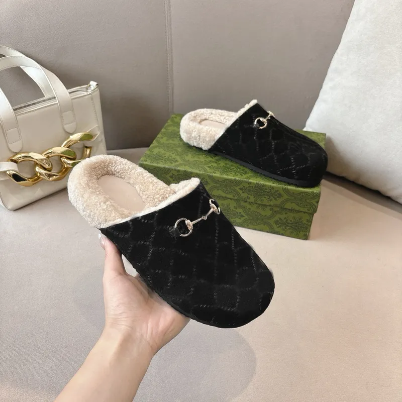 ZAPATOS DE DISEñADOR MULE MULE FASHION FASHION MUJERES SLIPPER LUXURY LEAMED LEED WOOL MEN CANVAS BAOTOU SLIPPERS TAMAñO 3546